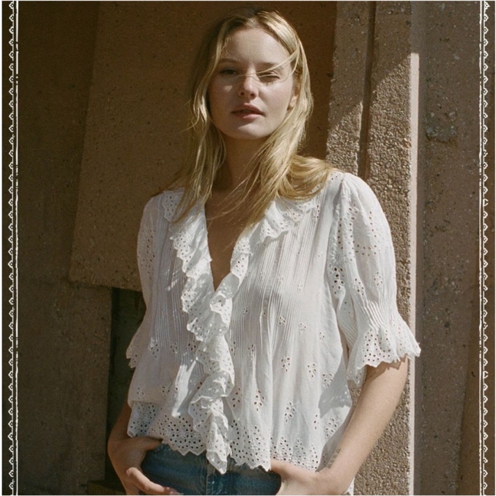 Doen Henri Top in Eyelet Salt - Picture 2 of 6